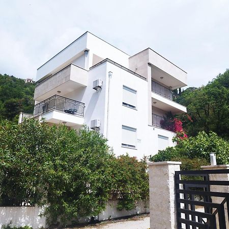 Apartments Villa Simonovic Petrovac المظهر الخارجي الصورة