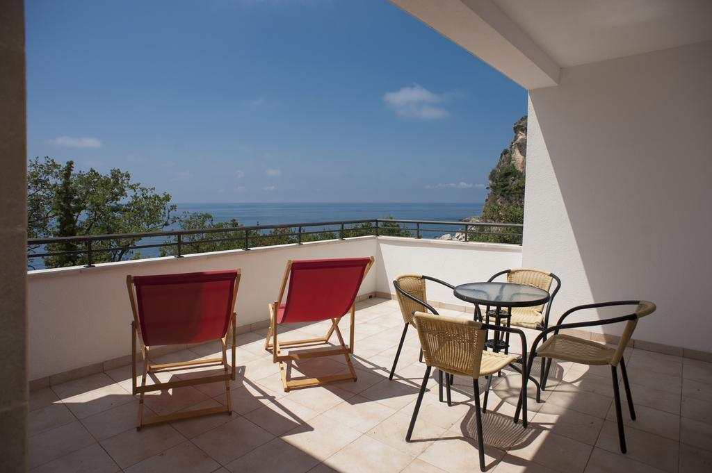 Apartments Villa Simonovic Petrovac المظهر الخارجي الصورة