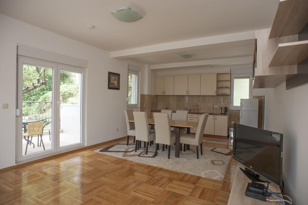 Apartments Villa Simonovic Petrovac المظهر الخارجي الصورة