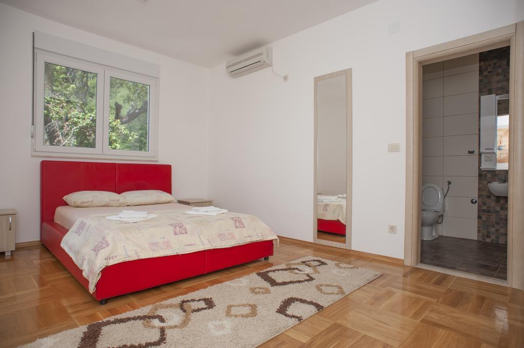 Apartments Villa Simonovic Petrovac المظهر الخارجي الصورة