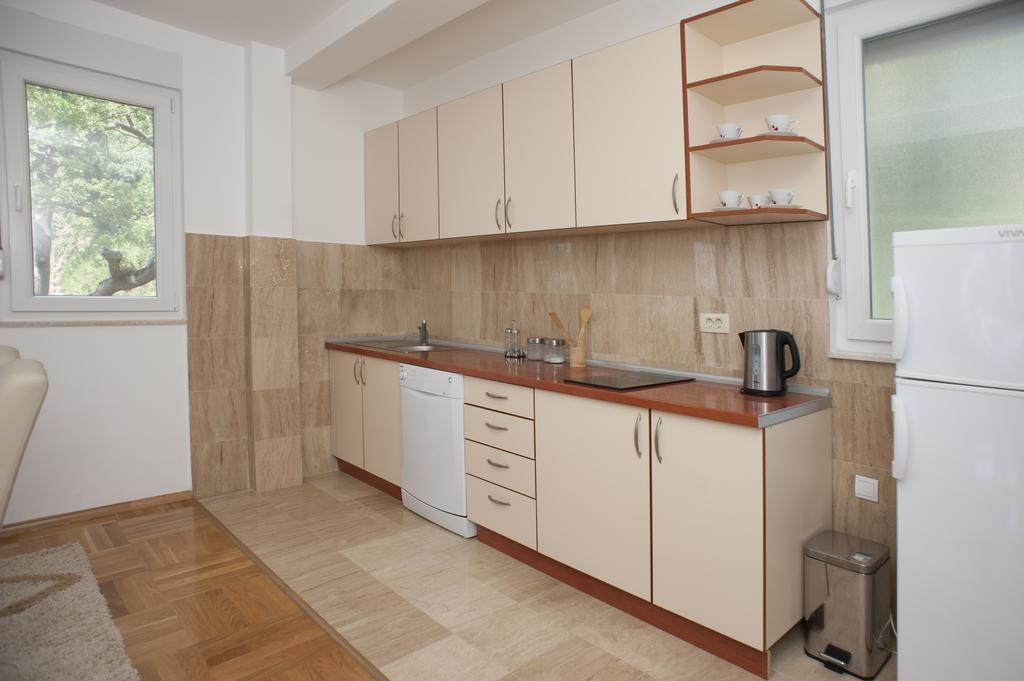 Apartments Villa Simonovic Petrovac المظهر الخارجي الصورة
