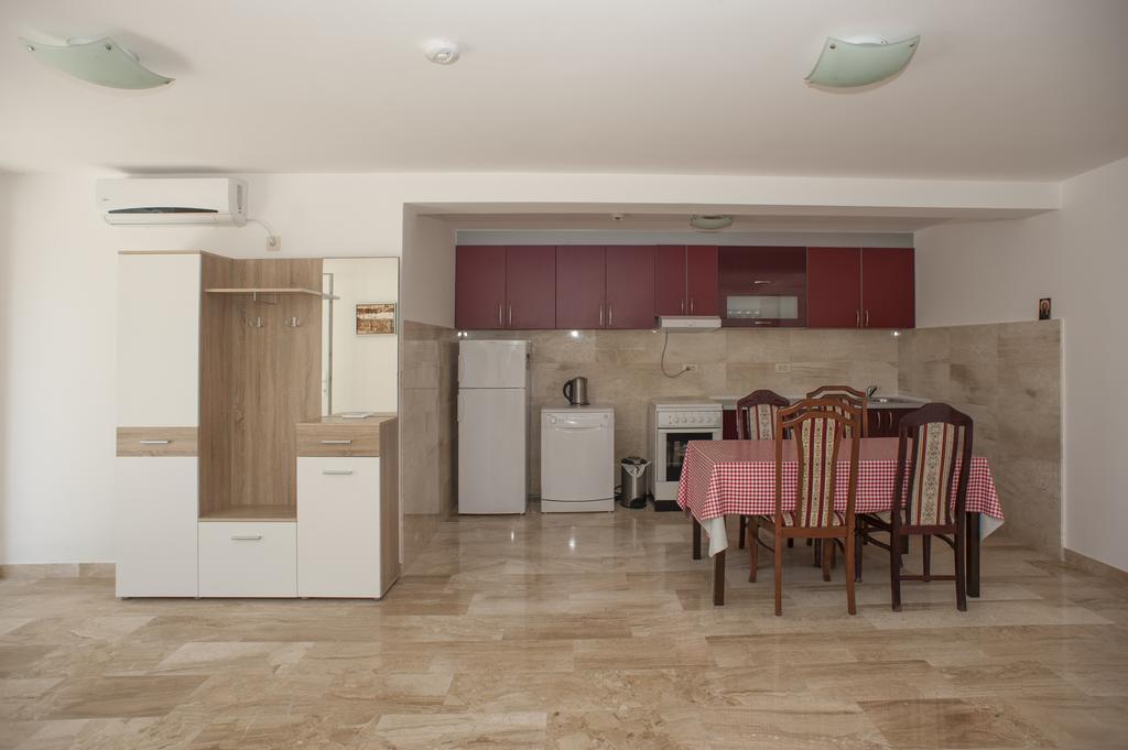 Apartments Villa Simonovic Petrovac المظهر الخارجي الصورة