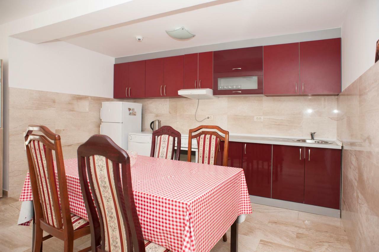 Apartments Villa Simonovic Petrovac المظهر الخارجي الصورة