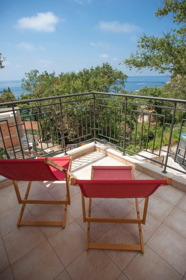 Apartments Villa Simonovic Petrovac المظهر الخارجي الصورة